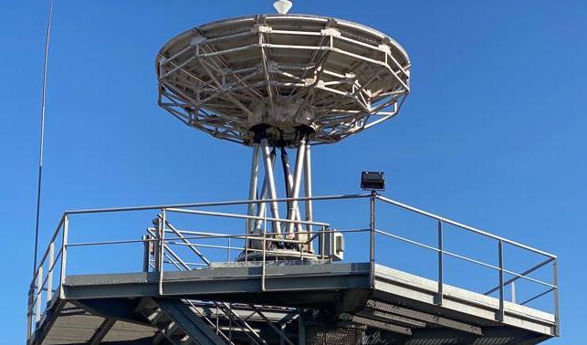 Photo de l’antenne de réception SEAS Guyane